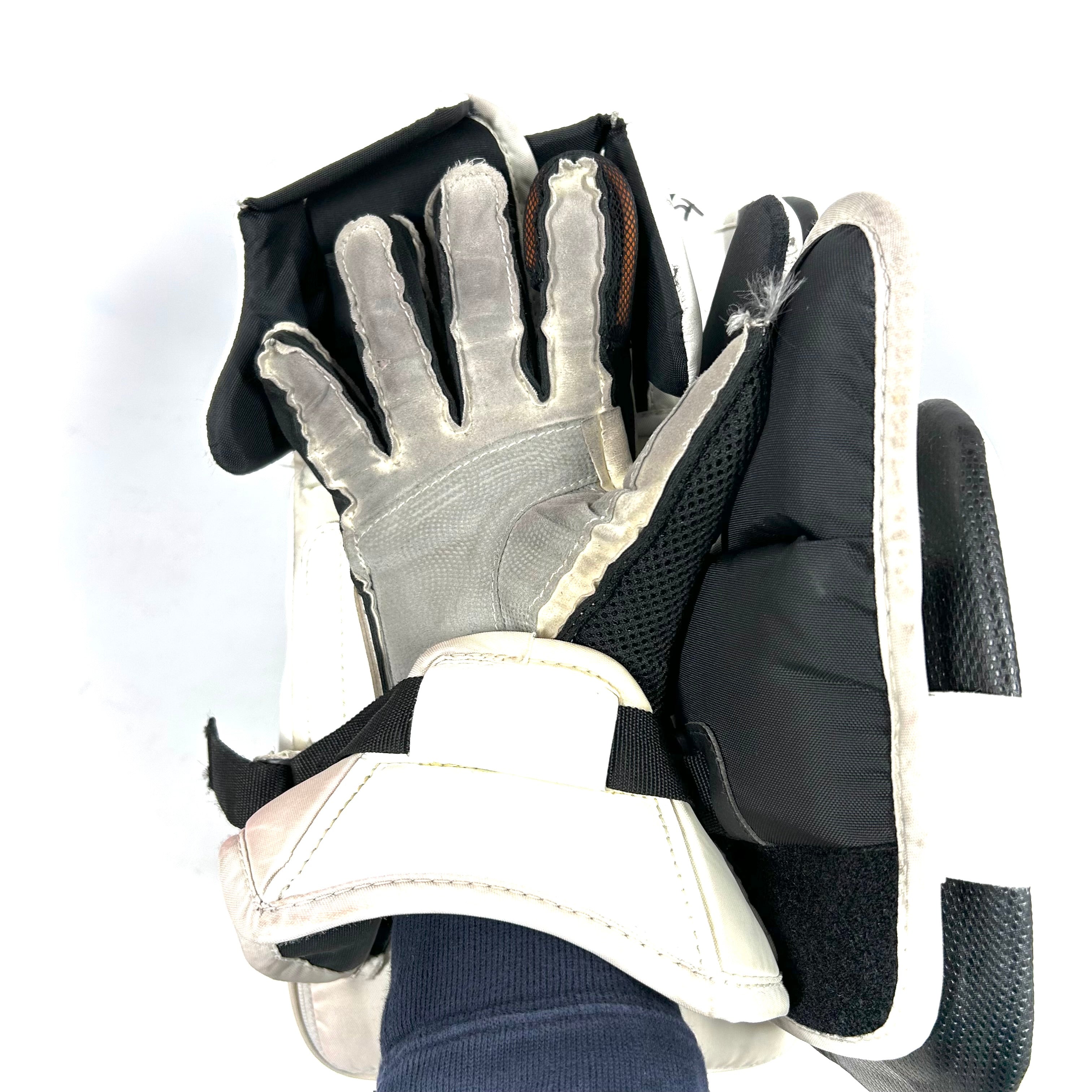 CCM Axis 2 - Bloqueur de gardien de but AHL Pro Stock d'occasion (blanc/bleu marine)